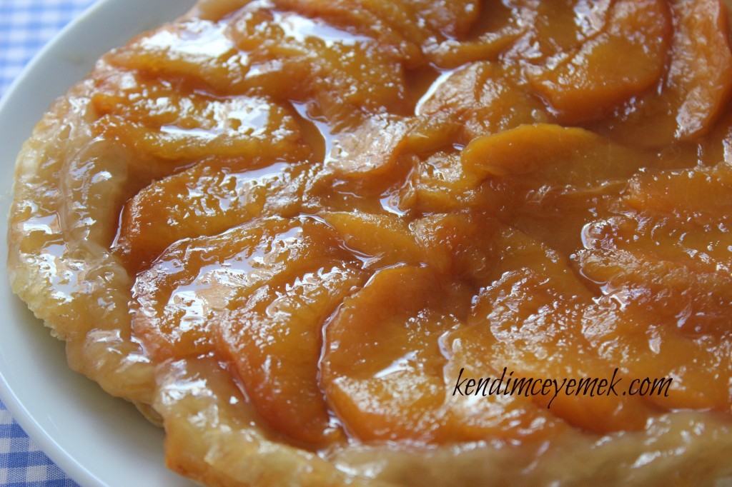 Şeftalili Tarte Tatin