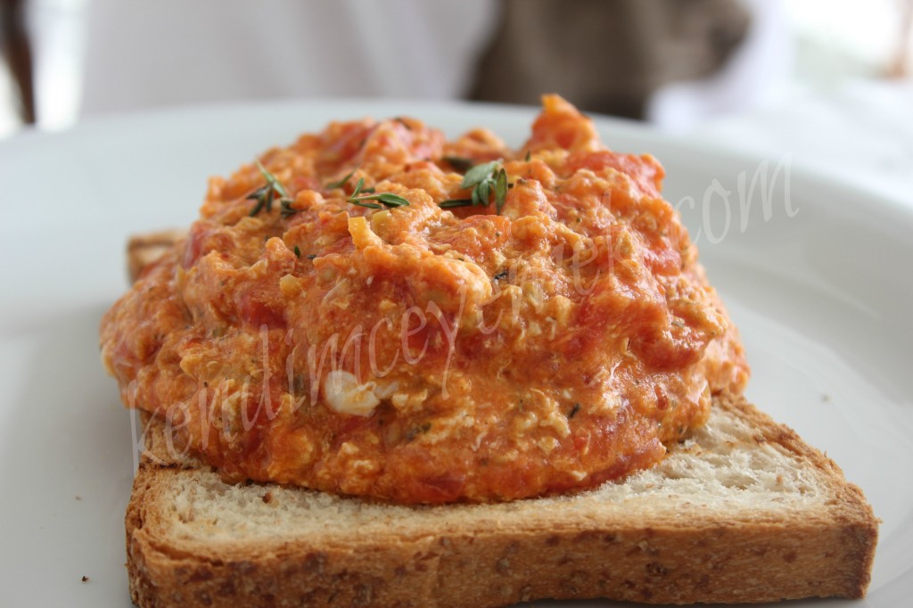 Menemen (Ekmek Üstü)