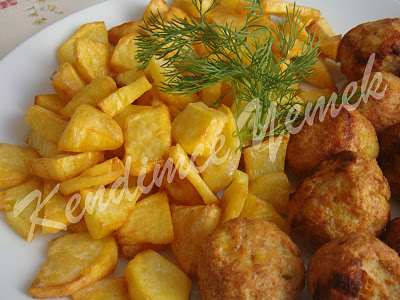 Tavuk Köfte ve Patates Kızartma